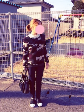 「Marc by Marc Jacobs（マークバイマークジェイコブス）のアイテム（スニーカー）」を使った、ayumi☺︎さん（レディース・157cm）の冬コーディネート