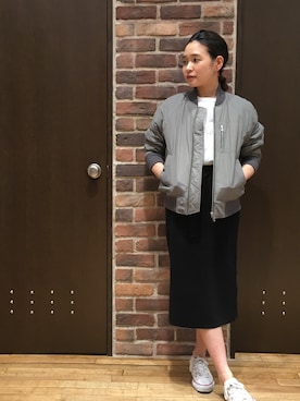 「NOMBRE IMPAIR（ノンブルアンペール）のアイテム（MA-1）」を使った、suu.さん（レディース・152cm）の秋コーディネート