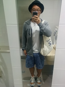 「アイテム（トートバッグ）」を使った、toeruさん（メンズ・160cm）の秋コーディネート