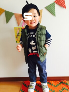「ミッキー」｜「アイテム（ダウンベスト）」を使った、♡SO♤さん（キッズ・90cm）の冬コーディネート