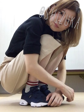 「GU（ジーユー）のアイテム（その他パンツ、ベージュ系）」を使った、しずかさん（レディース・160cm）の秋コーディネート