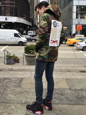 「BLK DNM（ブラックデニム）のアイテム（パンツ）」を使った、Billy Sungさん（メンズ・170cm）の冬コーディネート
