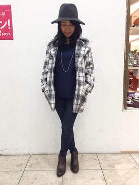 「コクーンコート」｜「アイテム（帽子）」を使った、ZURI STAFFさん（レディース・166cm）の冬コーディネート
