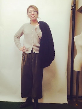 「ふわふわカーディガン」｜ZURI STAFFさん（レディース・163cm）の冬コーディネート