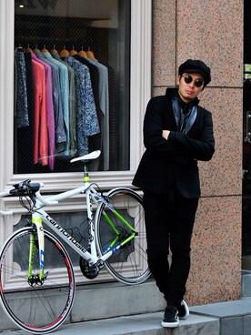 「AKM（エイケイエム）のアイテム（帽子）」を使った、小田剛聖さん（メンズ・176cm）の秋コーディネート