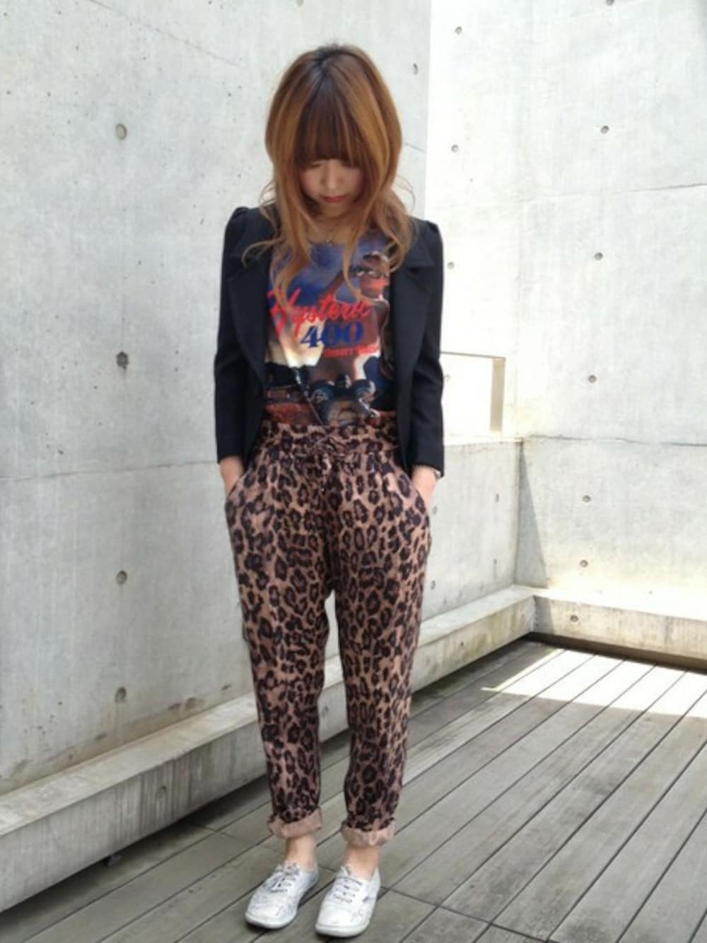 「HYSTERIC GLAMOURのウールパナマ ラウンドヘム1ツ釦JK（その他アウター、ブラック系）」を使った、fukuchanさん（レディース・155cm）の夏コーディネートの1枚目の写真