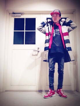 「WOOLRICH（ウールリッチ）のアイテム（その他アウター）」を使った、Tomohiro Yajimaさん（メンズ・173cm）の春コーディネート