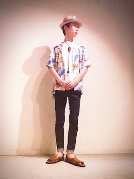 「ループタイ」｜「アイテム（サンダル）」を使った、Tomohiro Yajimaさん（メンズ・173cm）の夏コーディネート