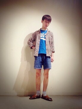 「膝上ショーツ」｜「アイテム（アクセサリー）」を使った、Tomohiro Yajimaさん（メンズ・173cm）の夏コーディネート