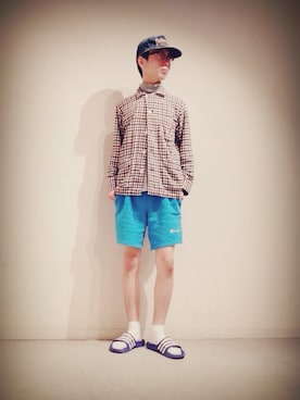 「膝上ショーツ」｜「アイテム（レッグウェア）」を使った、Tomohiro Yajimaさん（メンズ・173cm）の秋コーディネート