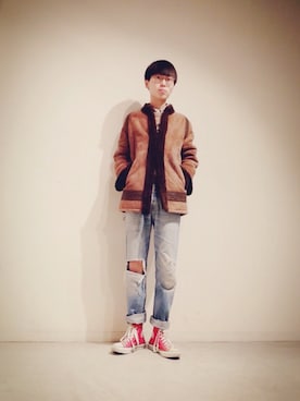 「70's」｜「アイテム（ムートンコート）」を使った、Tomohiro Yajimaさん（メンズ・173cm）の冬コーディネート