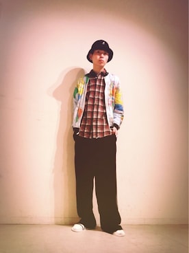 「ウールシャツ」｜「アイテム（その他アウター）」を使った、Tomohiro Yajimaさん（メンズ・173cm）の春コーディネート
