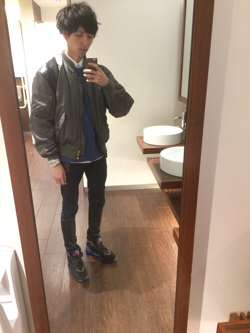 「コムデギャルソン、エアジョーダン、Nudie jeans、cote&ciel」｜「usedのアイテム（ブルゾン、グリーン系）」を使った、まさん（メンズ・178cm）の冬コーディネートの1枚目の写真