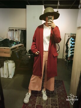 Joy Yangさんのコーディネート