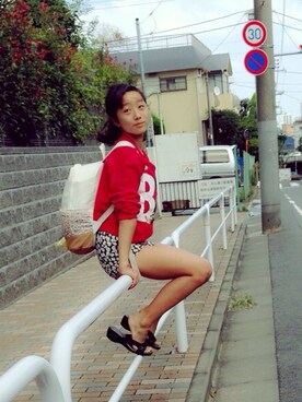 「アイテム（スウェット）」を使った、あやきゃさん（レディース・158cm・10代）の秋コーディネート