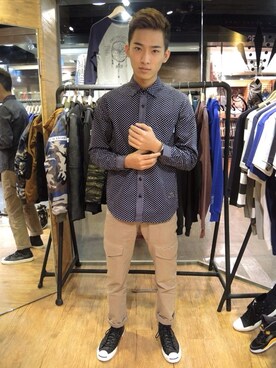 「Addict CONVERSE（アディクト　コンバース）のアイテム」を使った、Louis Changさん（メンズ・172cm）の春コーディネート