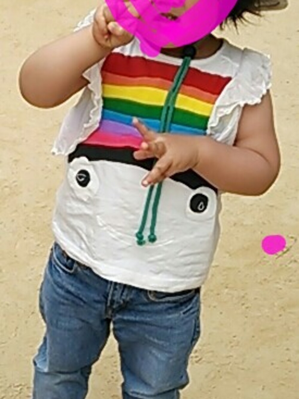 「Tシャツ（Tシャツ/カットソー、ホワイト系）」を使った、K.K.Mさん（キッズ・90cm）の春コーディネートの1枚目の写真