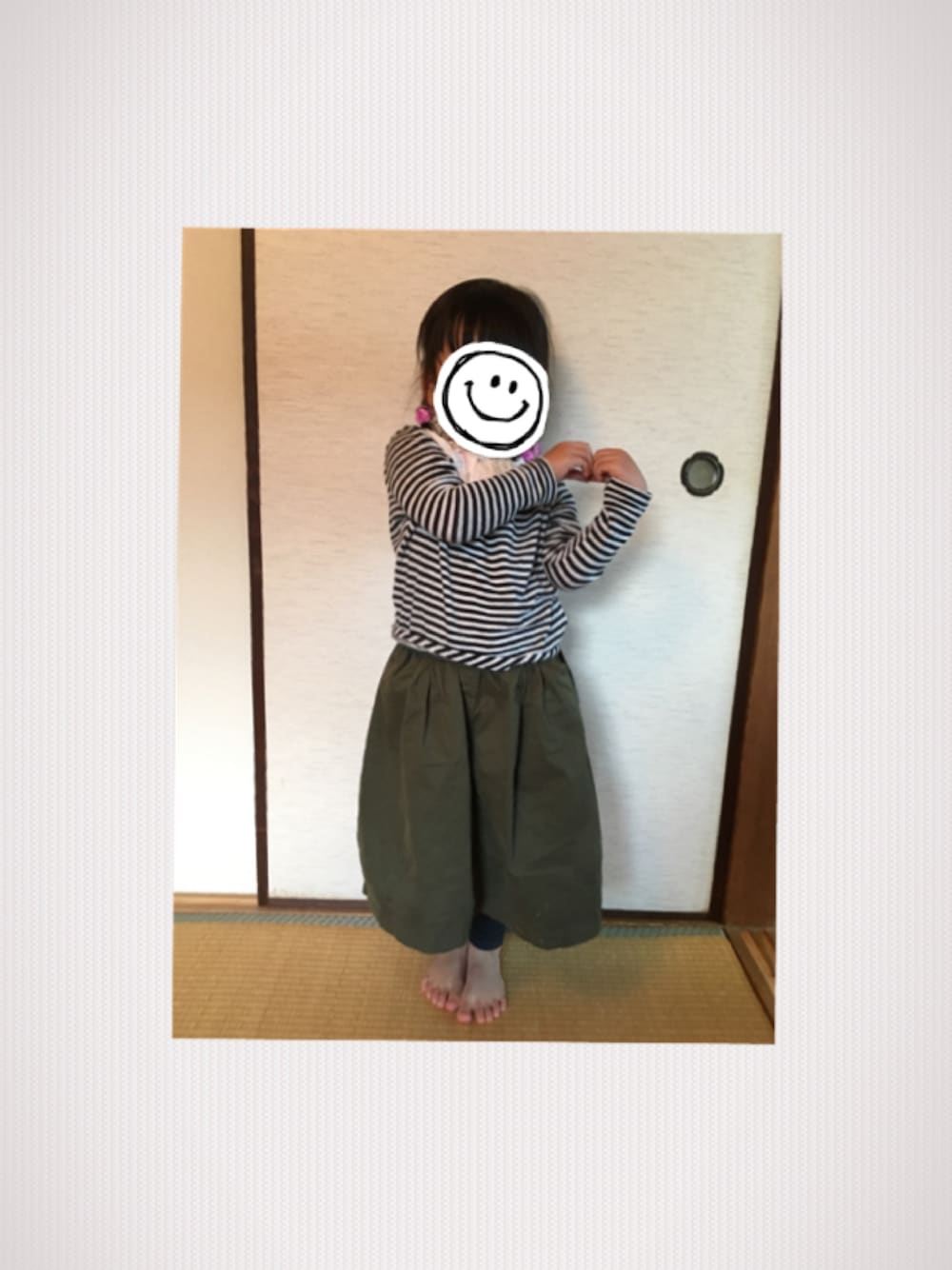 「キッズコーデ、女の子、110cm」｜「Wafflish Waffleのアイテム（Tシャツ/カットソー、その他）」を使った、K.K.Mさん（キッズ・100cm）の冬コーディネートの1枚目の写真