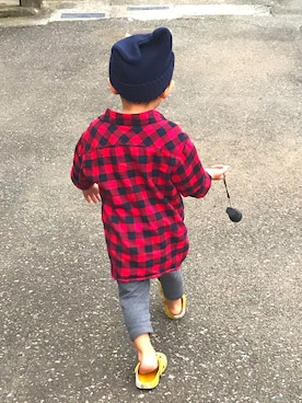 「西松屋（ニシマツヤ）のアイテム（ニットキャップ/ビーニー、ブルー系）」を使った、ととさん（キッズ）の秋コーディネート