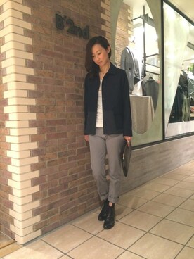 「B'2nd（ビーセカンド）のアイテム（その他アウター）」を使った、B'2nd E-ma UMEDAさん（レディース・165cm）の冬コーディネート