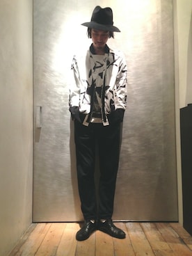 「B'2nd（ビーセカンド）のアイテム（ブルゾン）」を使った、B'2nd E-ma UMEDAさん（メンズ・180cm）の秋コーディネート