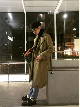 「Levi's」｜「アイテム（トレンチコート）」を使った、kanipanさん（メンズ・181cm）の秋コーディネート