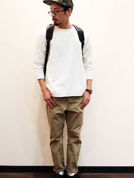 「スエードシューズ」｜「アイテム（スウェット）」を使った、twothings&thinkさん（メンズ・168cm）の春コーディネート
