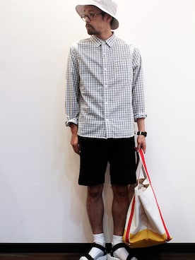 「膝上ショーツ」｜「アイテム（トートバッグ）」を使った、twothings&thinkさん（メンズ・168cm）の夏コーディネート