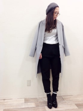 「ヒール×靴下」｜「アイテム（チェスターコート）」を使った、Ayumiさん（レディース・162cm）の冬コーディネート