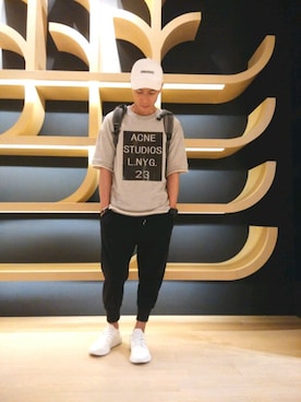 「NIKE（ナイキ）のアイテム（チノパンツ、ブラック系）」を使った、山本さん（メンズ・170cm）の冬コーディネート