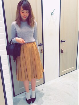 「UNRELISH（アンレリッシュ）のアイテム（スカート）」を使った、UNRELISH　HEP FIVE店 STAFFさん（レディース・160cm）の秋コーディネート