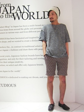 「STUDIOUS（ステュディオス）のアイテム（その他シューズ）」を使った、三崎 裕也さん（メンズ・175cm）の夏コーディネート