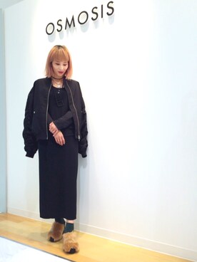 「OSMOSIS（オズモーシス）のアイテム（ブルゾン）」を使った、OSMOSIS大分 ORIEさん（レディース・169cm）の秋コーディネート