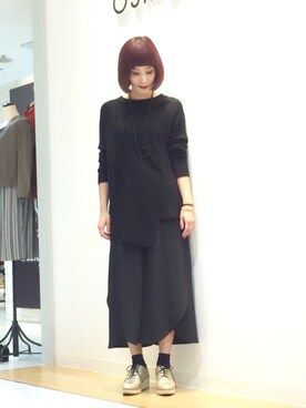 「OSMOSIS（オズモーシス）のアイテム（シューズ）」を使った、OSMOSIS大分 ORIEさん（レディース・169cm）の秋コーディネート