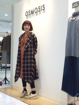 「OSMOSIS（オズモーシス）のアイテム（シューズ）」を使った、OSMOSIS大分 ORIEさん（レディース・169cm）の秋コーディネート