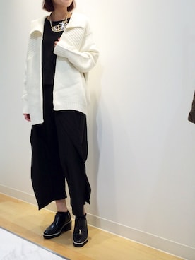 「OSMOSIS（オズモーシス）のアイテム（オールインワン・サロペット）」を使った、OSMOSIS大分 ORIEさん（レディース・169cm）の秋コーディネート