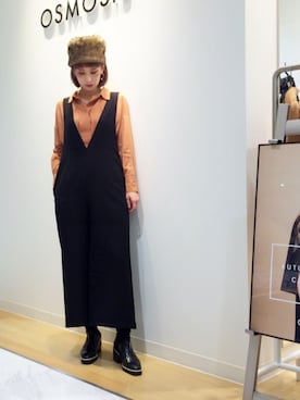 「OSMOSIS（オズモーシス）のアイテム（オールインワン・サロペット）」を使った、OSMOSIS大分 ORIEさん（レディース・169cm）の秋コーディネート