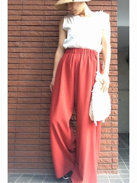 「KAMILI（カミリ）の[KAMILi / カミリ] GEORGETTE WIDE PANTS（その他パンツ、レッド系）」を使った、KAMILi tomoko ogawaさん（レディース・157cm）の夏コーディネート