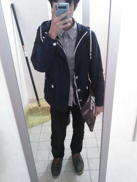 「アイテム（マウンテンパーカー、ブルー系）」を使った、tsubasaさん（メンズ・170cm）の冬コーディネート