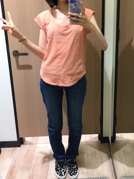 「Vネック」｜「アイテム（PC・スマホグッズ/家電）」を使った、maiさん（レディース・163cm）の夏コーディネート