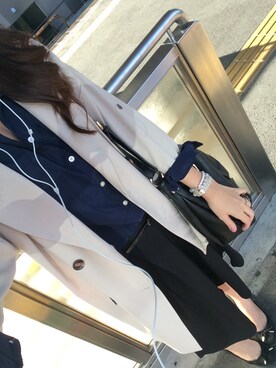 「仕事コーデ」｜「アイテム（トレンチコート）」を使った、かずみるとんさん（レディース・170cm）の秋コーディネート
