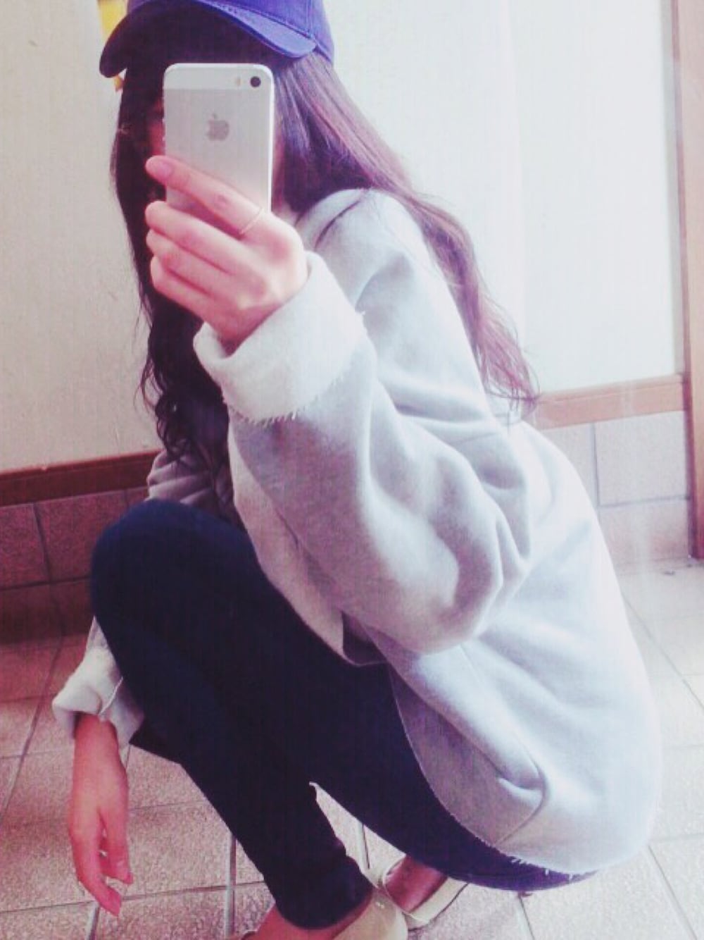 COACHのキャップ（ブルー系）を使ったレディース人気ファッション