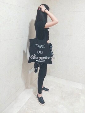 「TBのアイテム（ハンドバッグ、ブラック系）」を使った、MaxCoeur-大柒さん（レディース・172cm）の春コーディネート