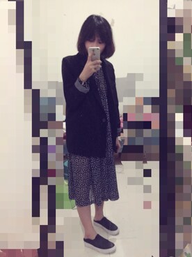 「蓝色系」｜叶芸芸芸さん（レディース・160cm）の秋コーディネート