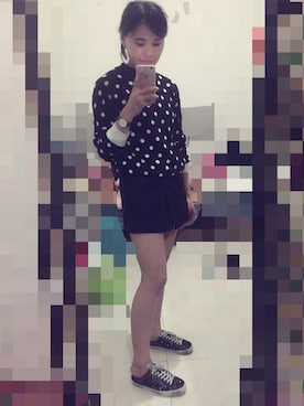 「ZARA（ザラ）のアイテム（スカート、ブラック系）」を使った、叶芸芸芸さん（レディース）の秋コーディネート