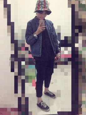 「TOPSHOP（トップショップ）のアイテム（シャツ/ブラウス、ブラック系）」を使った、叶芸芸芸さん（レディース）の冬コーディネート