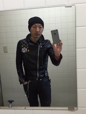 「666」｜「アイテム（ライダースジャケット）」を使った、DJ KOKI ABE さん（メンズ・171cm）の春コーディネート