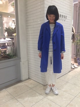 「ロイヤルブルー」｜「アイテム（その他アウター）」を使った、スタッフ1さん（レディース・163cm）の冬コーディネート