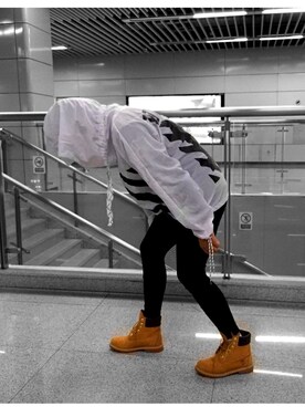 「off white（オフホワイト）のアイテム（パーカー、ホワイト系）」を使った、smlie_ooさん（レディース・165cm）の春コーディネート