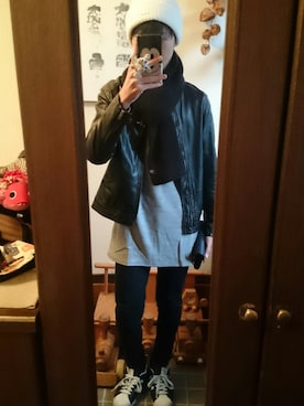 「WOmB（ウーム）のアイテム（帽子、ホワイト系）」を使った、じゅんぺさん（メンズ・178cm）の冬コーディネート